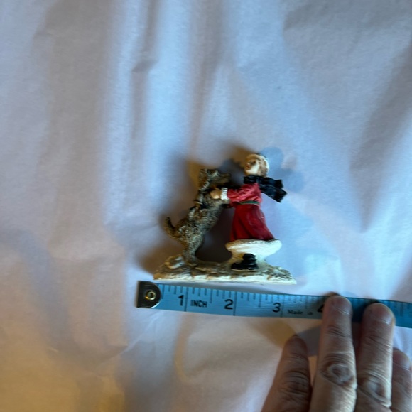 Sweet girl and her dog. Part of a holiday village. - Picture 3 of 8